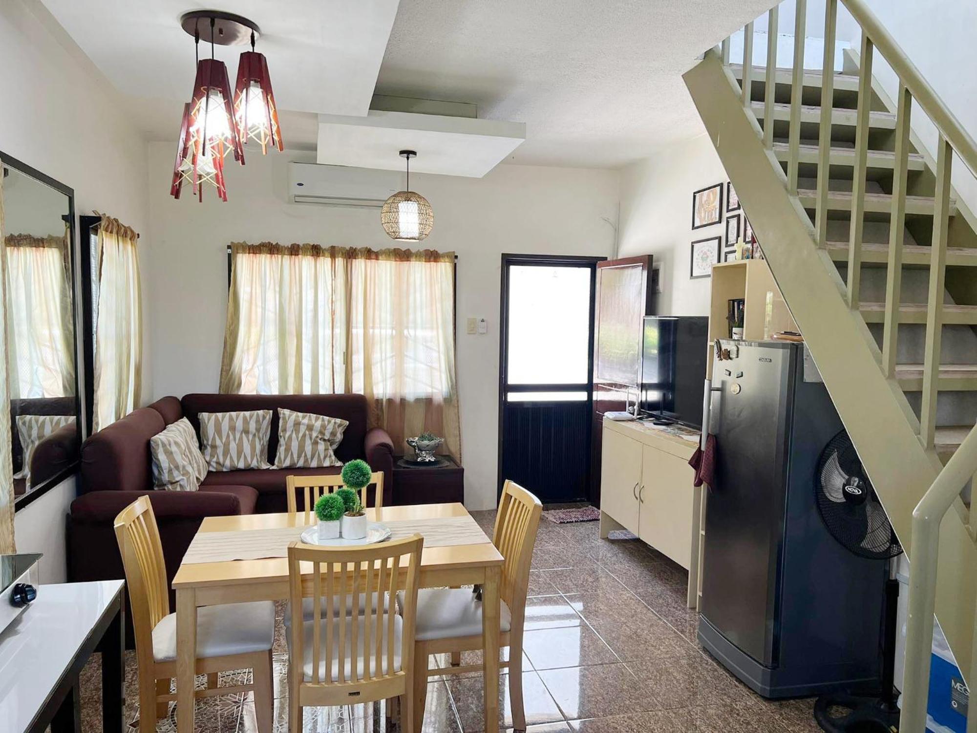 Beach Resorts Walking Distance To The Town House Davao City Kültér fotó